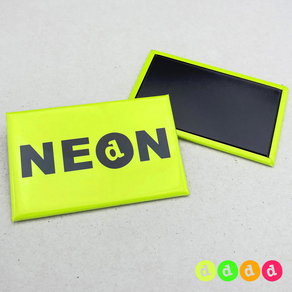 44x68mm Buttons NEON Magnet